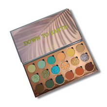 Laden Sie das Bild in den Galerie-Viewer, Palette Bundle: Gingerbread Bakery, Black Cherry, & Down to Earth