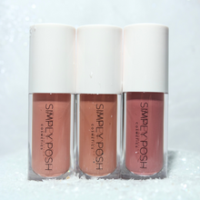 Cargar imagen en el visor de la galería, Pre-Order Snow Angel Lip Gloss Collection
