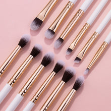 Cargar imagen en el visor de la galería, Eyeshadow Blending Brush Set
