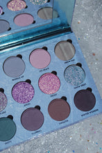 Charger l&#39;image dans la galerie, Pre-Order Snow Angel Shadow Palette
